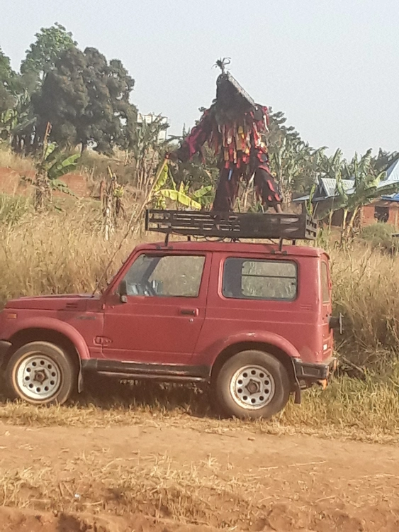 Masquerade Display on Vehicle 